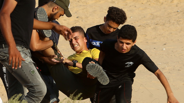 İsrail güçleri tarafından gerçekleştirilen saldırıda yaralanan bir sivil