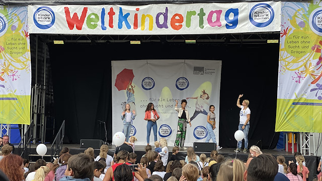 ألمانيا.. مشاركة تركية لافتة في فعاليات "يوم الطفل العالمي"