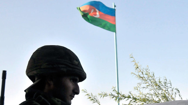 Azerbaycan-Ermenistan cephe hattında bir asker şehit oldu.