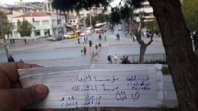 Kağıda Arapça bir mesaj yazıp, fotoğrafını sosyal medyada paylaşan terör örgütü DEAŞ üyesi yakalanmıştı.