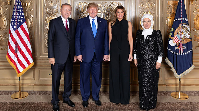 Sırasıyla soldan sağa; Recep Tayyip Erdoğan, Donald Trump, Melania Trump ve Emine Erdoğan