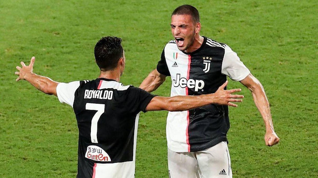 Merih Demiral 18 milyon euro karşılığında Sassuolo'dan Juventus'a transfer olmuştu.