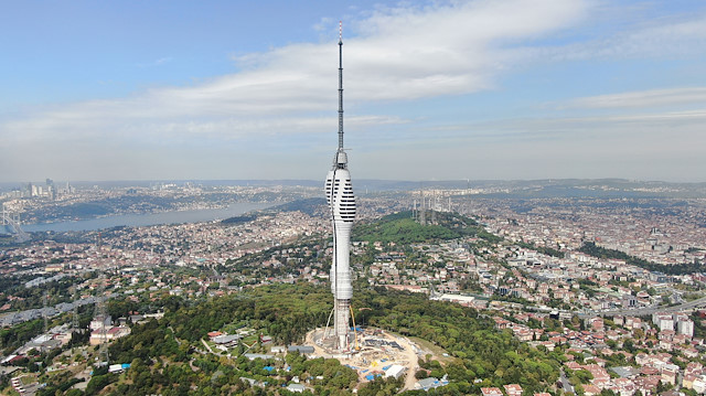 Küçük Çamlıca TV-Radyo Kulesi inşaatında sona yaklaşılıyor.
