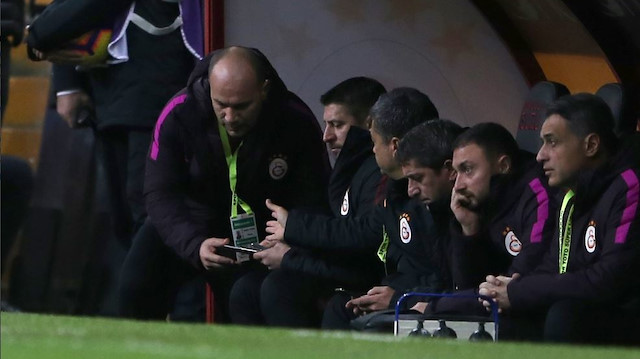 Fenerbahçe maçında tribünde bulunacak Terim, 3 maçlık cezasını derbiyle tamamlayacak.