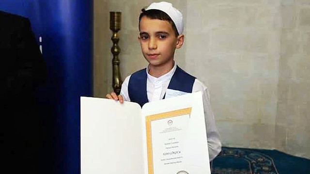 13 yaşındaki Esad Gökçe, Amasya'daki Hattat Hamdullah İmam Hatip Ortaokulu 8’inci sınıfında öğrenim görüyor.