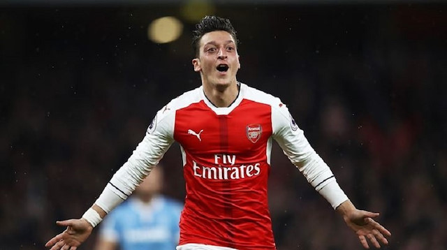 Mesut Özil