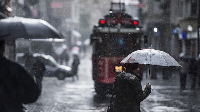 Uyarılar peş peşe geldi: İstanbul'a serin ve yağışlı hava geliyor