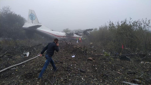Ukrayna’daki uçak kazasından görüntü.