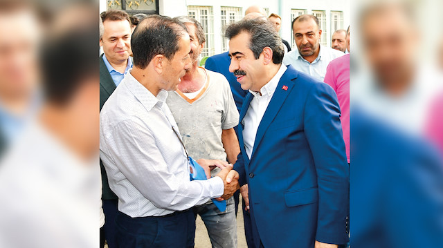 Diyarbakır Büyükşehir Belediyesi Başkanvekili Hasan Basri Güzeloğlu (sağ)