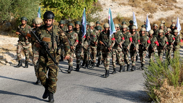 Free Syrian Army's military drill in Aleppo

