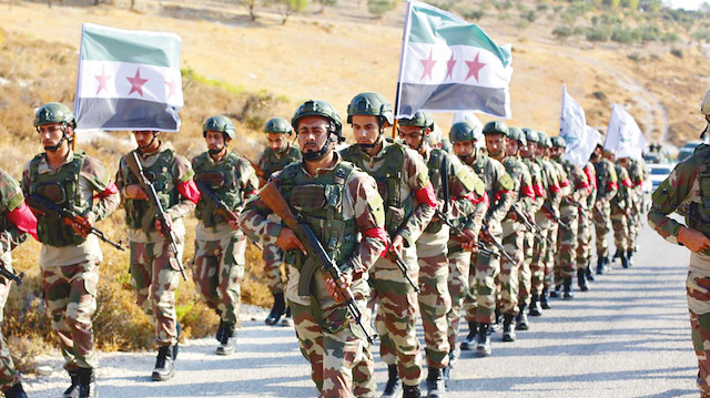 Suriye Milli Ordusu’na bağlı Hamza Tümeni harekat için tatbikat yaptı.
