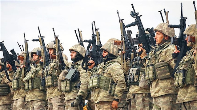 الدفاع التركية تعلن عن استكمال كافة استعدادات العملية بشرق الفرات 