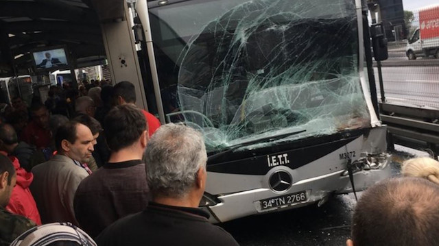 İstanbul'da bir metrobüs kazası daha