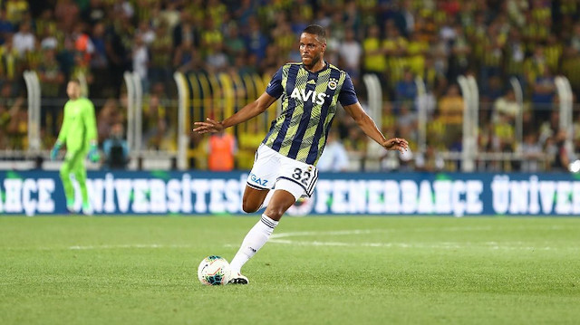 Zanka Fenerbahçe formasıyla çıktığı 7 karşılaşmada 1 gol kaydetti.