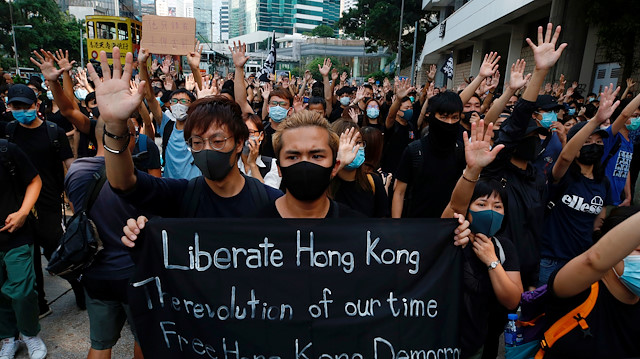 Hong Kong'un bağımsızlığı için protestolar devam ediyor.