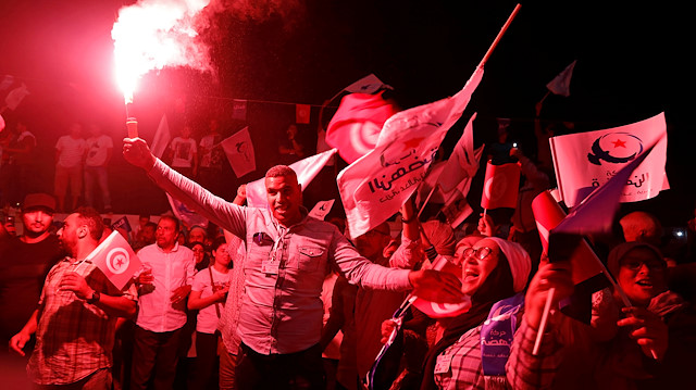 Supporters of Tunisia's Ennahda party 