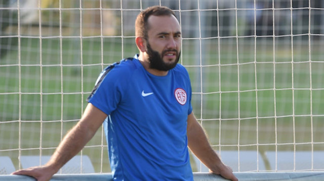 Olcan Adın son olarak Antalyaspor'da oynamıştı.