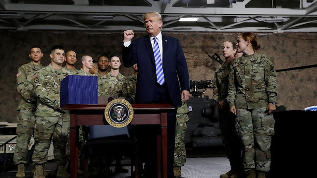 إسبر: ترامب أمر بسحب القوات الأمريكية في شمال سوريا بأسرع وقت