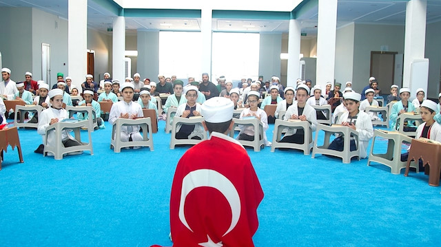 Hafızlık öğrencilerinden Barış Pınarı Harekatı'na destek.