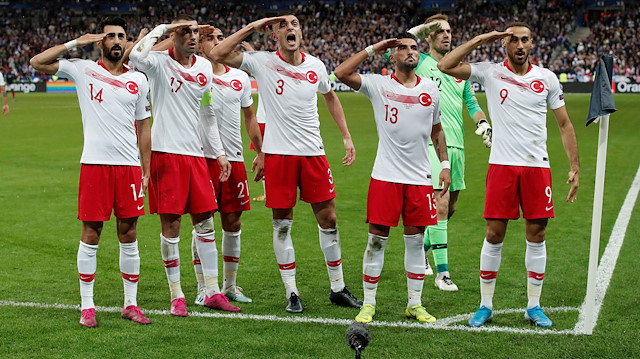 Soccer Football - Euro 2020 Qualifier - Group H - France v Turkey - Stade De France, Saint-Denis, France - October 14, 2019 Turkey players salute after Kaan Ayhan celebrates scoring their first goal REUTERS/Benoit Tessier TPX IMAGES OF THE DAY

