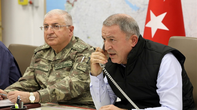File photo: Hulusi Akar (R) and Yaşar Güler