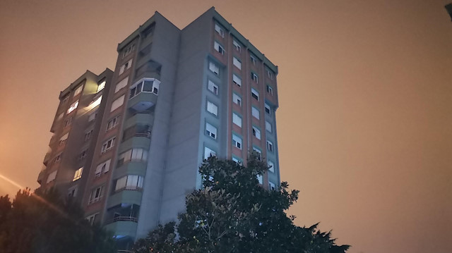 Ataşehir'de 8. kattan düşen kadın doktor ağır yaralandı
