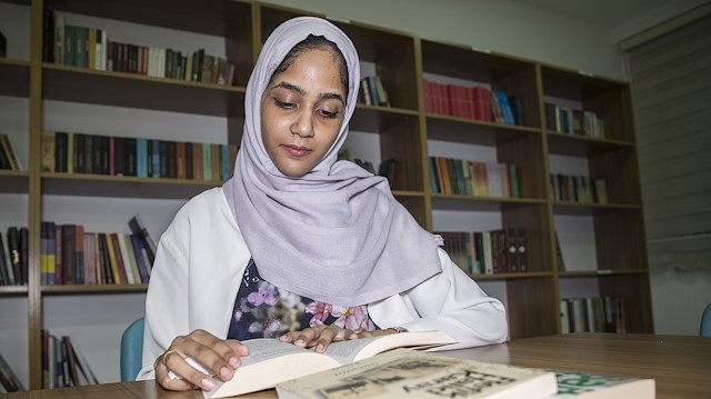 Sudanlı doktor Farah Riyad'ın teşvikiyle birçok kişi Türkçe öğrenmeye başladı. 
