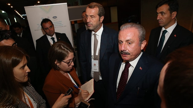 رئيس البرلمان التركي يوضح....هل ستؤثر العقوبات الأمريكية على نبع السلام؟