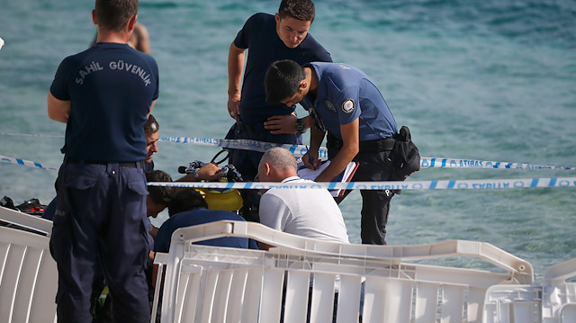 Antalya'da dalış eğitiminde rahatsızlanan 4 askerden biri şehit oldu.