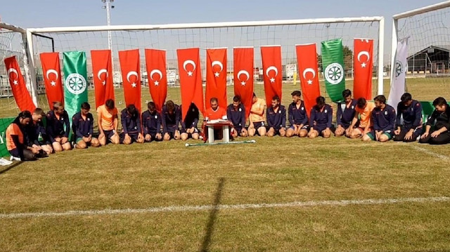 Fetih Suresi'ni antrenör Halil İbrahim Öztürk okudu.