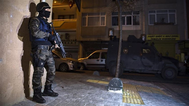  السلطات التركية تقضي بترحيل 4 أجانب يشتبه في انتمائهم لـ"داعش"

