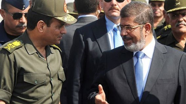 ​محمد علي يكشف كيف تعرض مرسي للظلم من قبل السيسي (شاهد)
