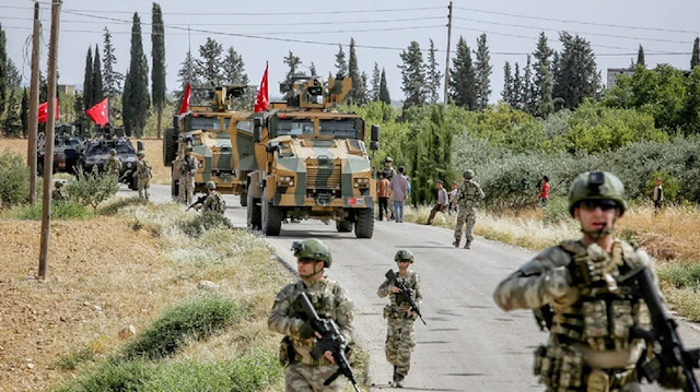  قوات "الكوماندوز" التركية تتحرك نحو الحدود مع سوريا وهذه التفاصيل
