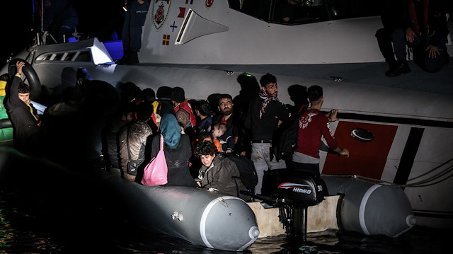 Turkish Coast Guard rescues irregular migrants in Izmir

