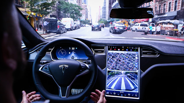 Tesla epey iddialı: Tam otomatik sürüş yıl sonuna kadar hayata geçebilir