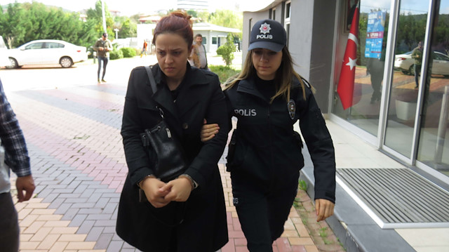 Fethullah Gülen'in yeğeni Zeynep Gülen Beykoz’da  gözaltına alındı.