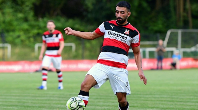 Furkan Aydın, bu sezon Altona 93 takımıyla ligde 8 maçta forma giymişti.