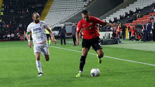 Alanyspor deplasmanda Gaziantep ile 1-1 berabere kaldı.