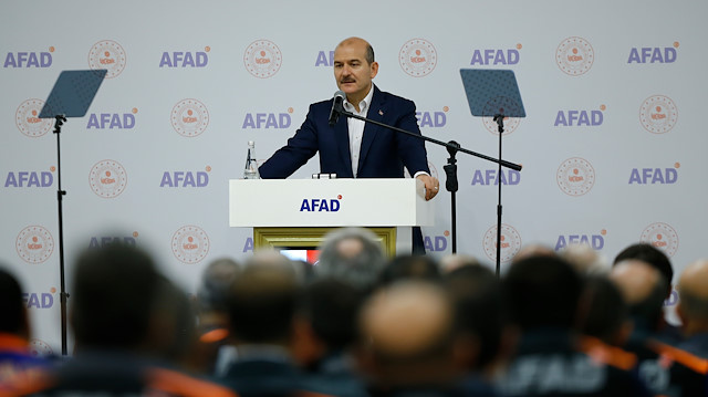 İçişleri Bakanı Süleyman Soylu, Çukur ve Adana Sıfır Bir adana dizileri için 'lanet diziler' dedi.