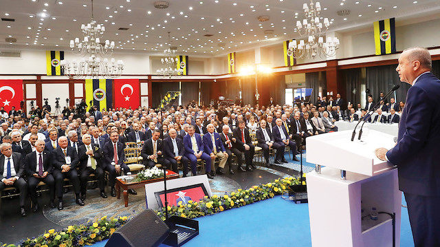 Cumhurbaşkanı Erdoğan, Fenerbahçe Kulübü Yüksek Divan Kurulu Olağan Toplantısı'na katıldı.