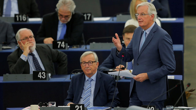 European Commission President Jean-Claude Juncker and European Union's chief Brexit negotiator Michel Bernier