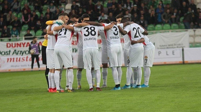 9 puanı silinen Eskişehirspor, eksi 5 puanla son sırada yer alıyor. 