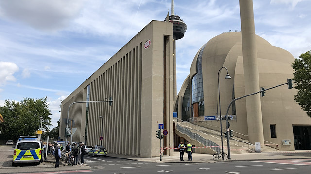 Germany: Mosque evacuated over bomb threat

