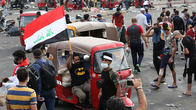 Irak'ta gösterilerin sembolü "tuk tuklar"