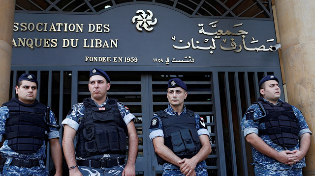 File photo: Lebanese police stand outside the entrance of the Association of Banks in downtown Beirut, Lebanon November 1, 2019. 
