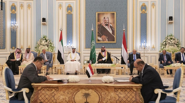 "اتفاق الرياض" بين الحكومة اليمنية والمجلس الانتقالي 
