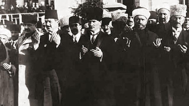 TBMM’nin 23 Nisan 1920’deki açılışından bir kare.