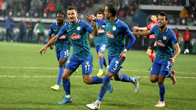 ​Çaykur Rizespor sahasında Antalyaspor'u 1-0 mağlup etti.