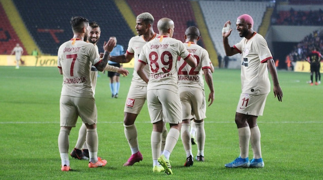 Galatasaray deplasmanda Gaziantep FK'yı 2-0 mağlup etti.