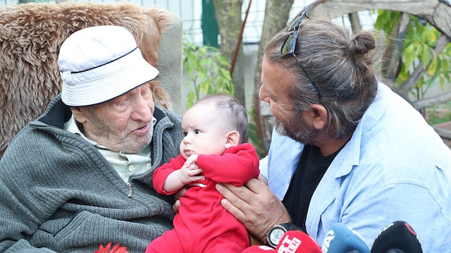 معمر تركي يحتفل بمئوية ميلاده في سقاريا